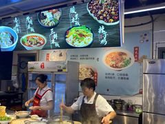 -八一路好吃街(雨田商务大厦店)