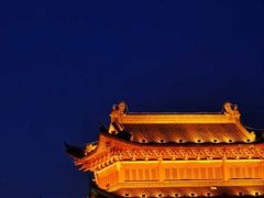 -巴陵广场