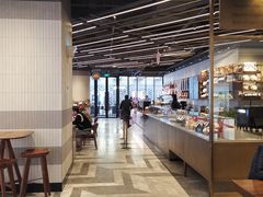 -星巴克(港汇1号办公楼店)