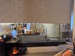 -亚龙湾希尔顿自助餐厅·海鲜·烧烤·沙滩BBQ·现场乐队