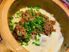窝蛋牛肉饼煲仔饭-红星光发煲仔饭(文海店)