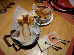 餐前面包-Macarena 玛卡莲娜西班牙餐厅