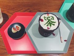 手工奶盖茶-茶是一枝花泡茶店