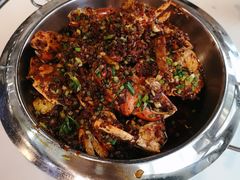 -凤凰路何眼镜香辣蟹(花果园店)