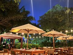 -三亚艾迪逊酒店·海滩烧烤 BARBACOA·现场乐队·浪漫晚餐·烧烤海鲜