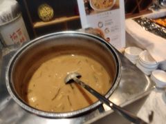 -筠咖啡西餐厅(上海国展宝龙丽筠酒店)