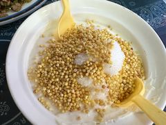 -蜗牛小馆醉乡民谣云南菜(惠新西里店)