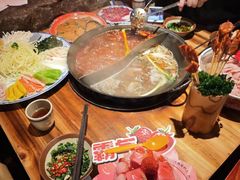 -周小明火锅(黑金冠社区店)