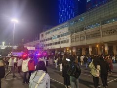 -上海体育场