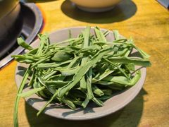 -爱妻·非遗鲜牛排火锅(川音店)