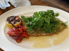 -ROAST coffee & eatery