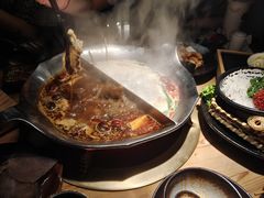-湊湊火锅·茶憩(杭州湖滨银泰in77店)