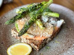 炸海鲈鱼三明治-BOR Eatery(安福路店)