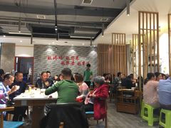 大堂-小牛叔鲜切牛肉·火锅·烤肉自助(公济桥路店)