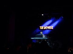 -TZ House音乐现场(茅台店)