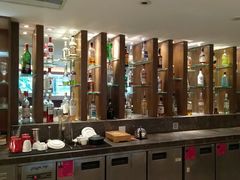 -广州中心皇冠假日酒店·汇点大堂吧
