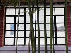 -胶囊画廊