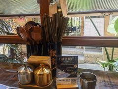 -银米·云南传统过桥米线(双廊黑金冠店)