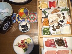 -芸南道·过桥米线(昆明老街旗舰店)