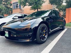 -TESLA 特斯拉(上海太古汇体验店)