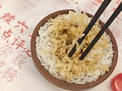 -堂瓦里·33年传统赣菜(第一街区店)