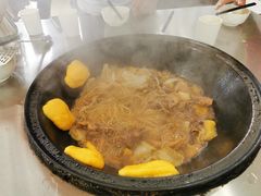 -粘豆包柴火铁锅炖