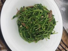 -新千丽景空中花园清真餐厅(新千国际广场店)