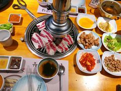 -唯成•韩国炭火烤肉 유성고기