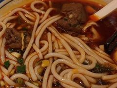 -鑫花溪牛肉米粉(东环大润发店)