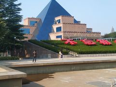 -上海市龙华烈士陵园