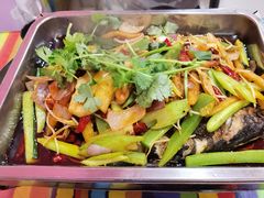 -大湾金牌万州烤鱼(沙河店)