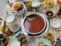 -顶上头·螺蛳火锅(五一新村店)