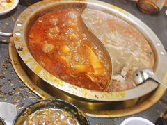 -沸炉重庆老火锅(军事博物馆店)