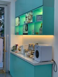 -柒朵科技美肤中心