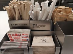 -喜茶(杭州滨江宝龙店)
