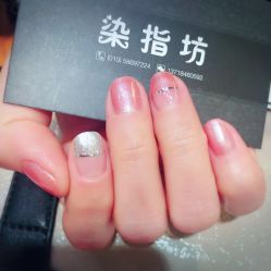 点击看大图 樱花季节-染指坊日式美甲美睫设计中心