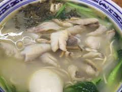 -明呈黄鱼面馆(斜土路店)