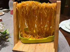 小时候的土豆丝-东口码头·烧鸽子·鱼头泡饼·地方菜(金鹰悦城店)