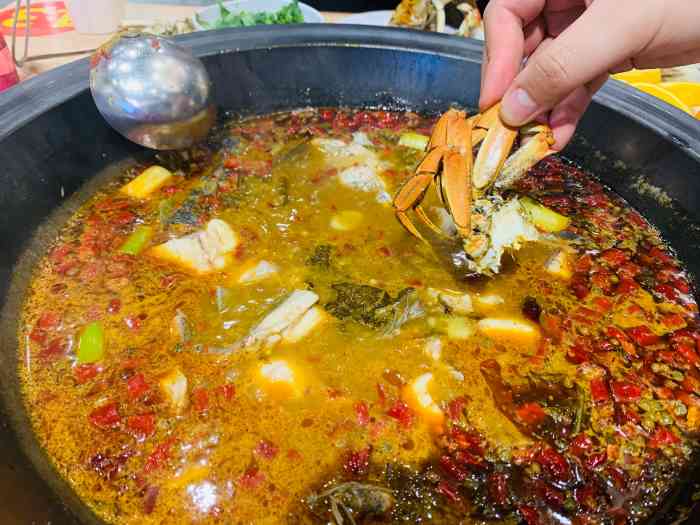 渝老练地摊鱼(科技路店)-"92位置:科技路地铁口向南走100米吧.