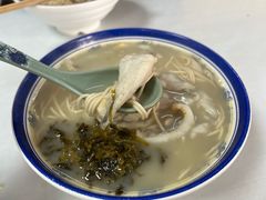 -明呈黄鱼面馆(斜土路店)