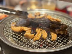 -草家酱蟹炭火烤肉店(珲春南路一店)
