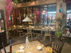 大堂-前海沿·青岛菜(李沧万达店)