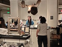 -Abercrombie&Fitch(德基广场店)