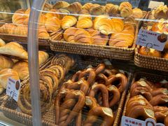 -红星前进面包牛奶公司(君太店)