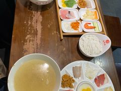 -建新园过桥米线(老街店)
