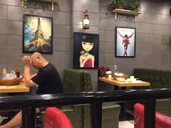 大堂-愉肴麻辣香锅(中山路店)