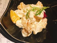 凤梨虾球-穹六人间 people 6(岳阳路店)