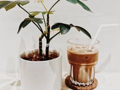 拿铁-Onirii Coffee(长乐路店)