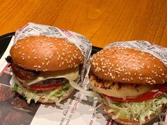-The Habit Burger Grill 哈比特汉堡(复兴soho店)