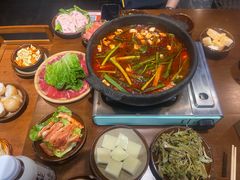 -黔有有贵州酸汤夺夺粉火锅(五味十字店)